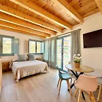 El Castillo Boutique Old Town - Eaw Homes *