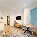 Apartamento El Castillo Boutique Old Town - Eaw Homes