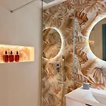 El Castillo Boutique Old Town - Eaw Homes *