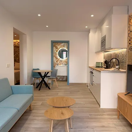 El Castillo Boutique Old Town - Eaw Homes Apartman