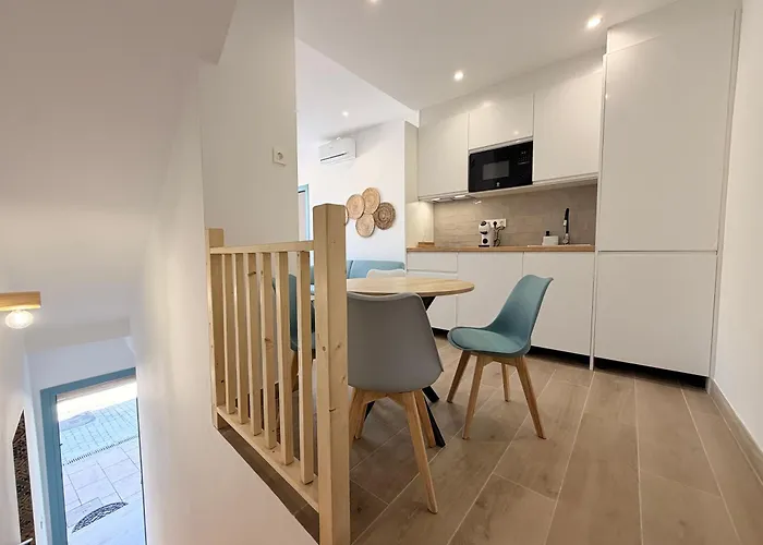 El Castillo Boutique Old Town - Eaw Homes Estepona