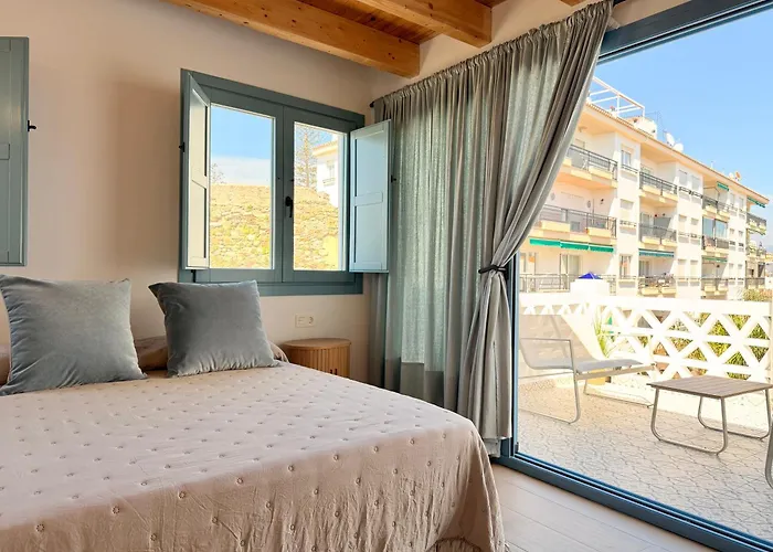 El Castillo Boutique Old Town - Eaw Homes * Estepona