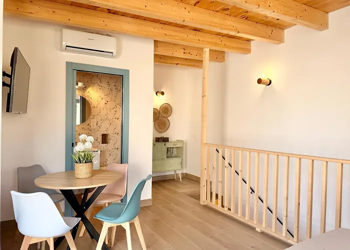 El Castillo Boutique Old Town - Eaw Homes Estepona